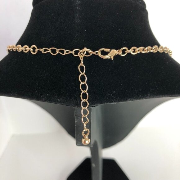 FRANCESCA'S Meera Pink Gold Beaded Statement Necklace - Picture 4 of 8